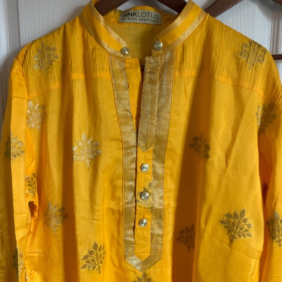 Men’s Kurta in yellow and gold. Pink Lotus by Rina Bhandari - Picture 2 of 6
